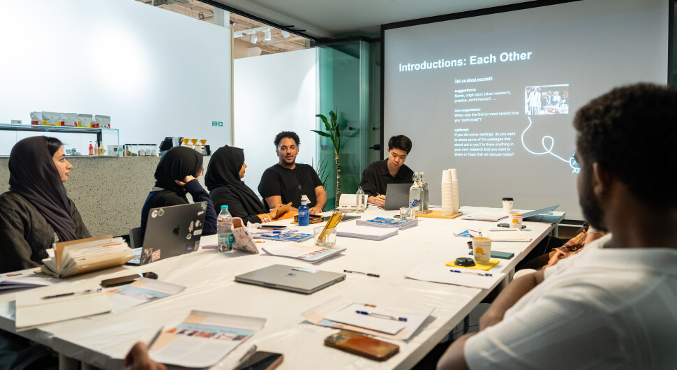The Speculative Circle - Maktaba: Theater Solidarities with Maitha Alsuwaidi