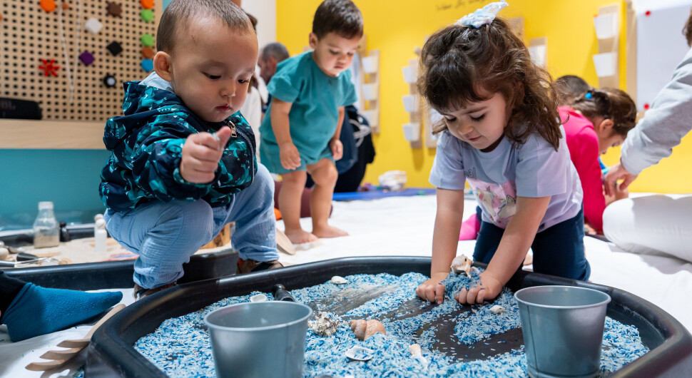 Messy Play: Little Rays of Sunshine (Ages 1 to 6)